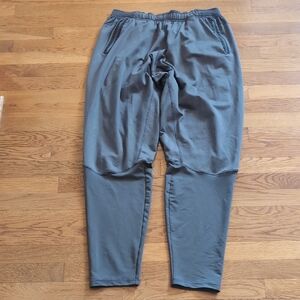 Nike Men's Gray Dri-Fit Jogger Pants